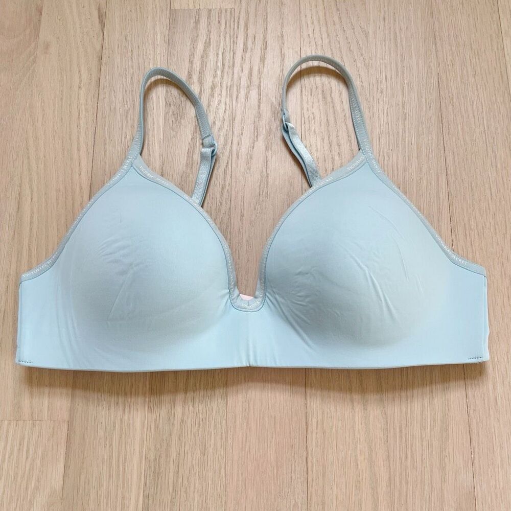 BUY 1 GET 1 FREE Victoria’s Secret tshirt lightly lined wireless light blue bra